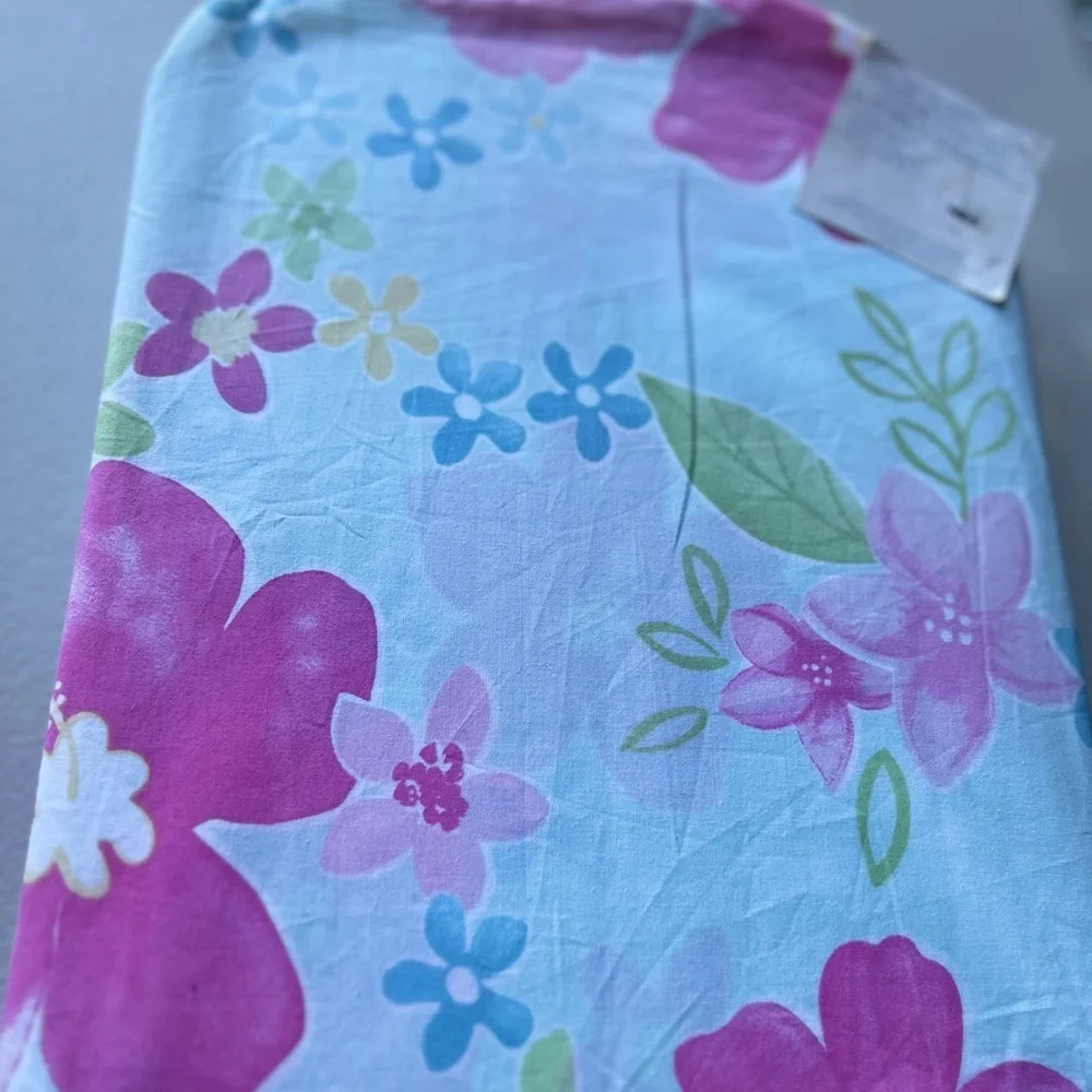 POTTERY BARN Hibiscus light Blue and Pink Floral Sheet Twin sheets Set Bedding